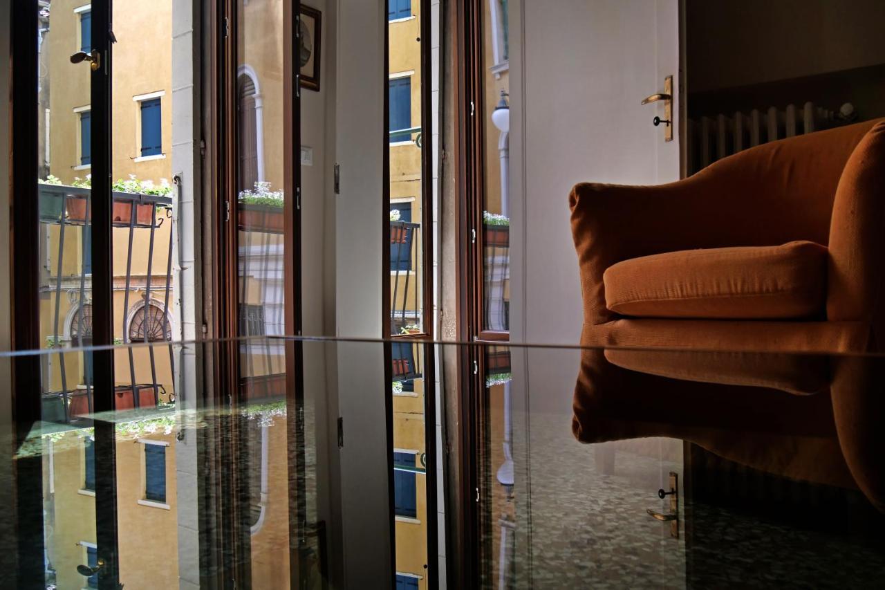 Appartamento Al Malibran Veneza Exterior foto
